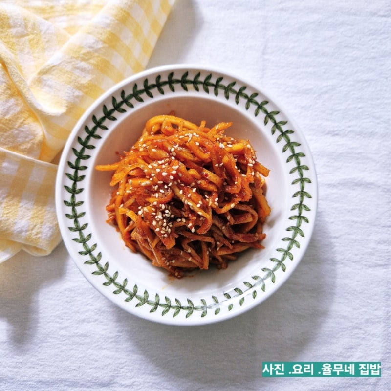 다 먹을 때까지 부드러움을 유지하는 진미채볶음 레시피