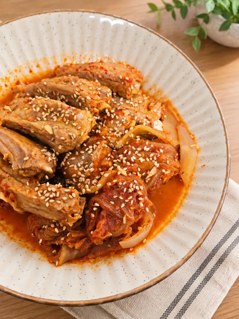 묵은지 등갈비 김치찜 레시피｜등갈비 500g으로 만드는 밥도둑
