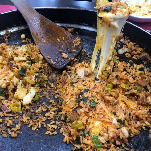 "여기는 볶음밥이 찐.."오랜만에 유가네닭갈비