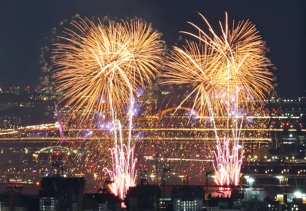 2026 서울세계불꽃축제 총정리: 130억 투입과 안전 관리 45억, 관람 포인트 분석