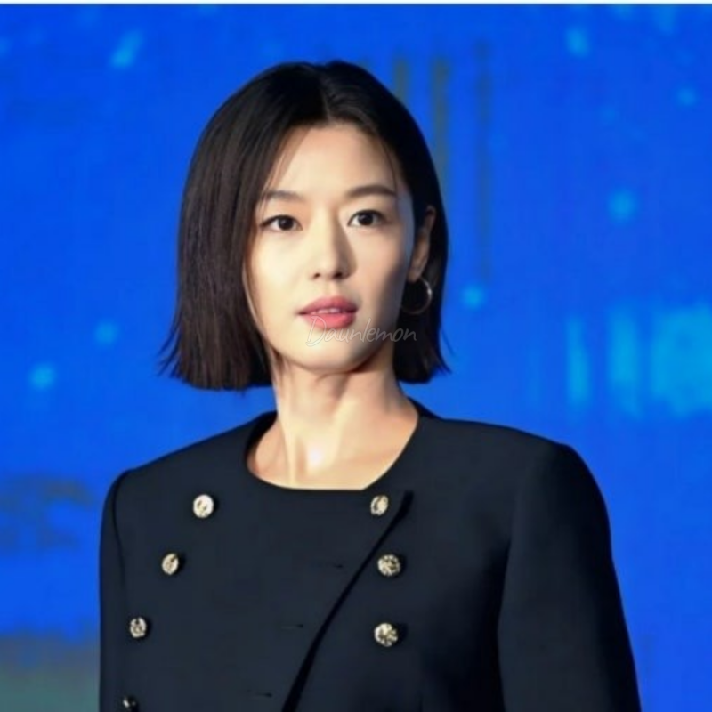 “가을 옷 입으려니 머리가 둔해서…” 4050이 전지현 따라 단발 하는 이유