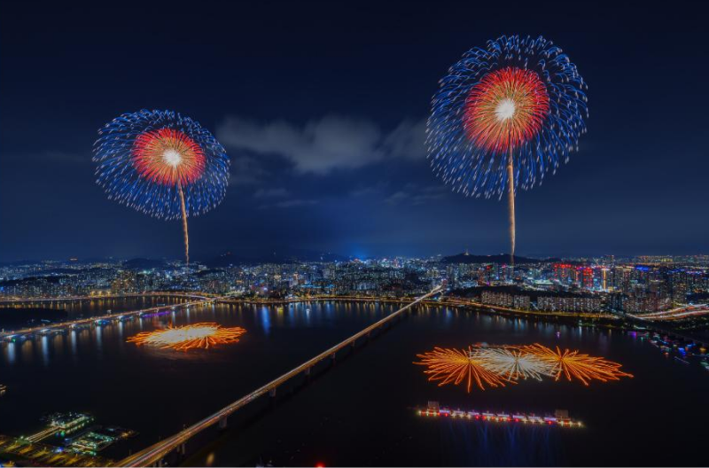 [서울 야간 축제 1탄] 밤하늘을 수놓는 화려한 볼거리! 서울세계불꽃축제 & 한강 드론쇼/1편 ....