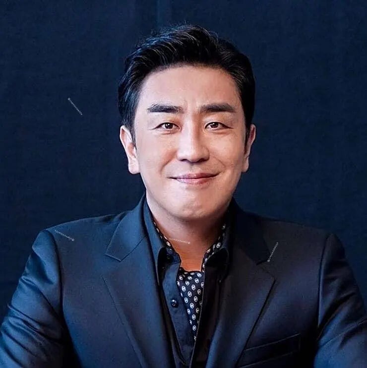 배우 류승룡 나이 프로필 작품 영화 부인 백상 최초 대기록까지 총정리
