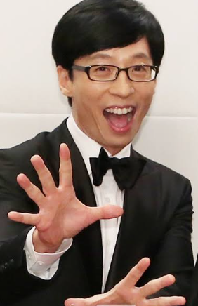 "카메라 울렁증에 은퇴 고민하더니..." 10년 무명 딛고 '국민 MC' 된 유재석의 소름 돋는 자기관....