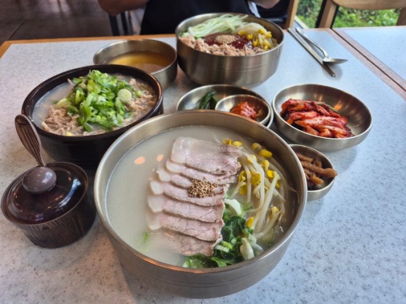 제주도 애월 현지인 맛집 한담국수 곽지애월점 제주 고기국수 점심 메뉴 추천 주차