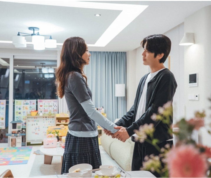 킹피셔 드디어 시작된 의심, <b>유부녀킬러</b> 12화