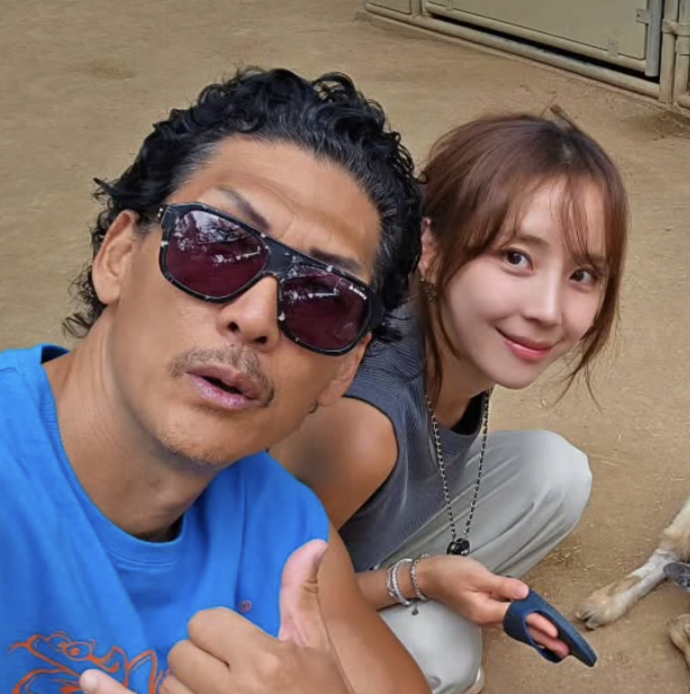 god 박준형 와이프 14살 연하 아내 "왓썹 맨!" 김유진 직업 자녀까지 프로필 총정리!