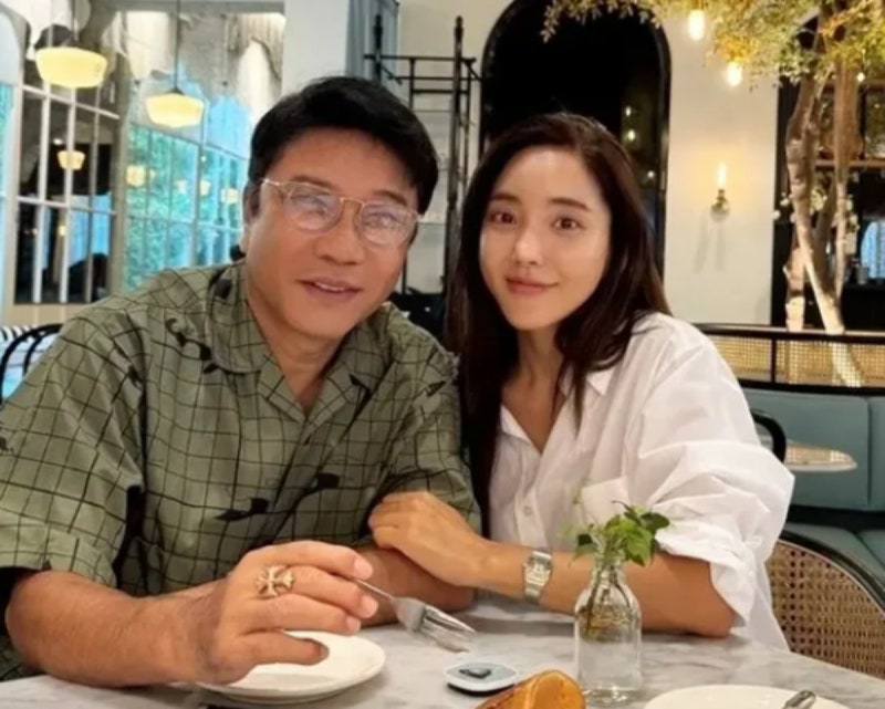 74세 이수만, 소녀시대 수영과 '다만세' 듀엣 봤더니… 동안 근황에 다들 소름
