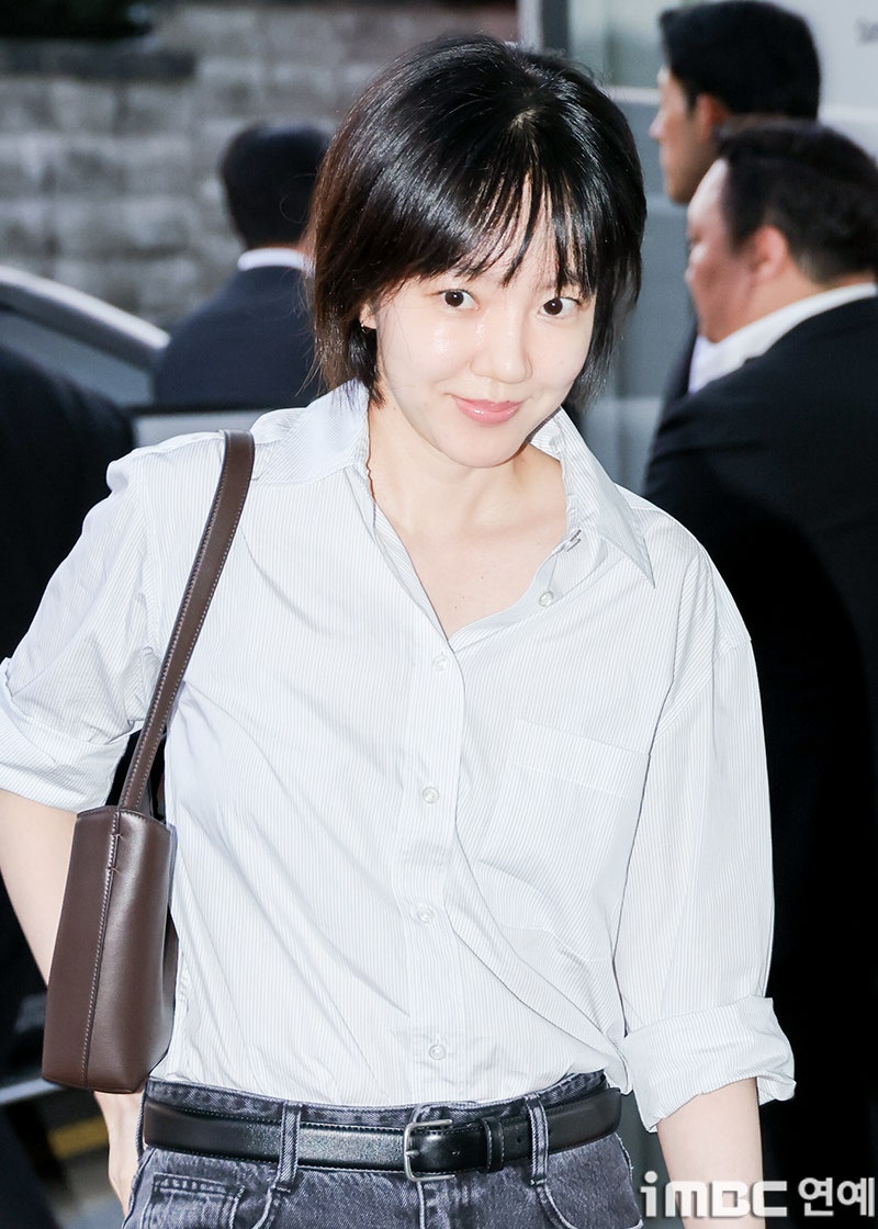 “20년 전이랑 뭐가 달라?” 47세 임수정, 단발하니 더 놀라운 동안