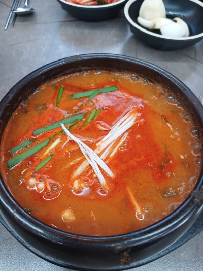 수원연화장맛집 진한 보양식 국물맛이 일품인 송담추어탕 광교점