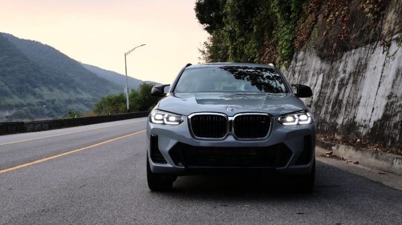 "이제는 단종.." 2025 BMW X4 M40 모의 견적 정보 제원 포토