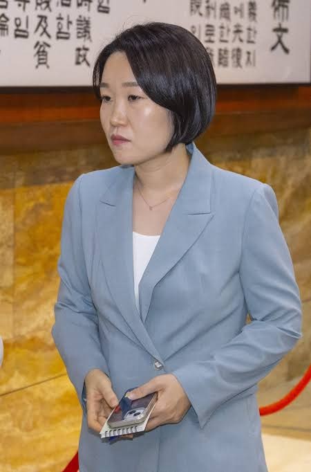 이소영 중기부장관 후보자 프로필 국회의원 재산 아파트 남편