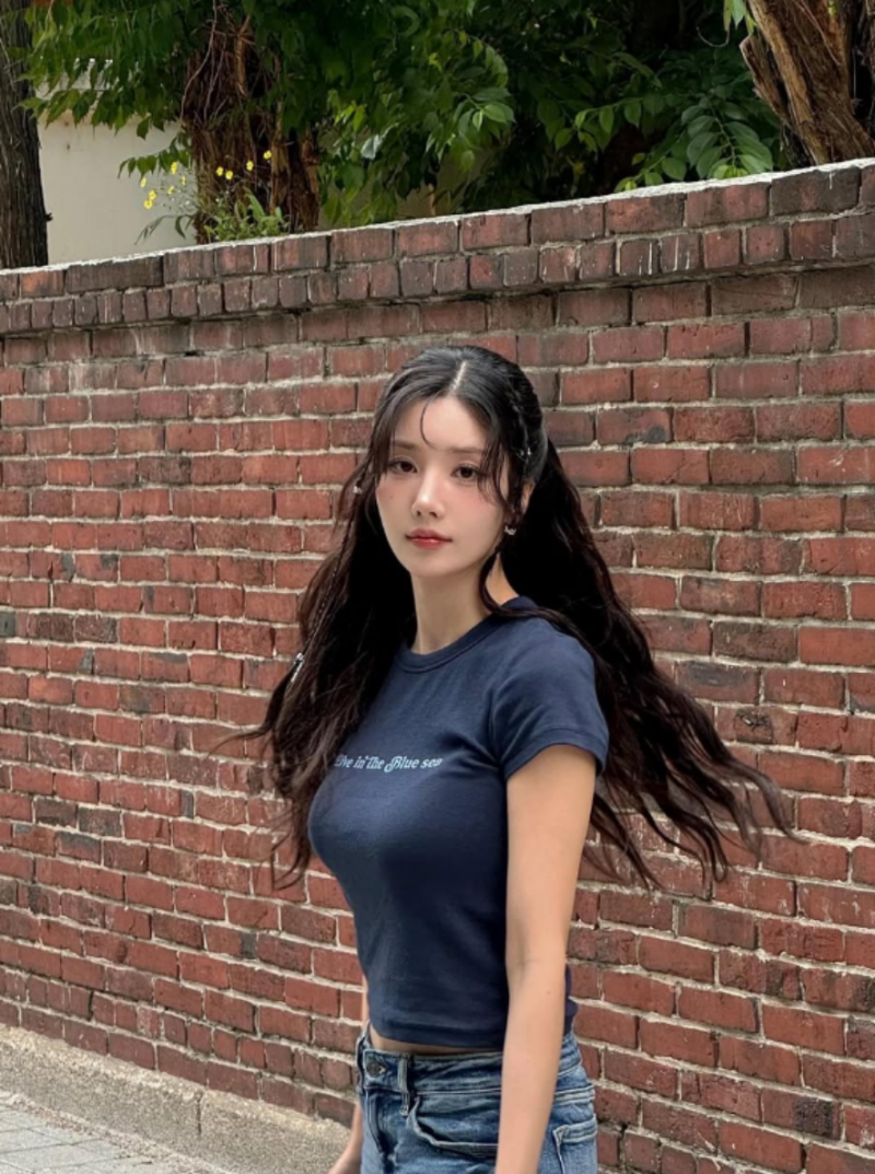 "무명 견디고 결국 전성기" 권은비 워터밤 프로필나이 키 MBTI 신곡 데자부