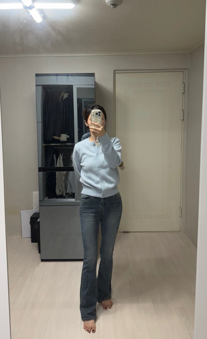 라코스테 여성 가디건 추천 알파카 크루넥 하늘색 AF409E-56N T01 착용후기 내돈내산