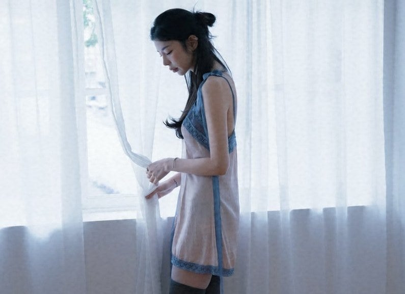 "쟤 장재인 맞아?" 17년 만에 난리난 화보... 네티즌들 갑론을박 시작됐다