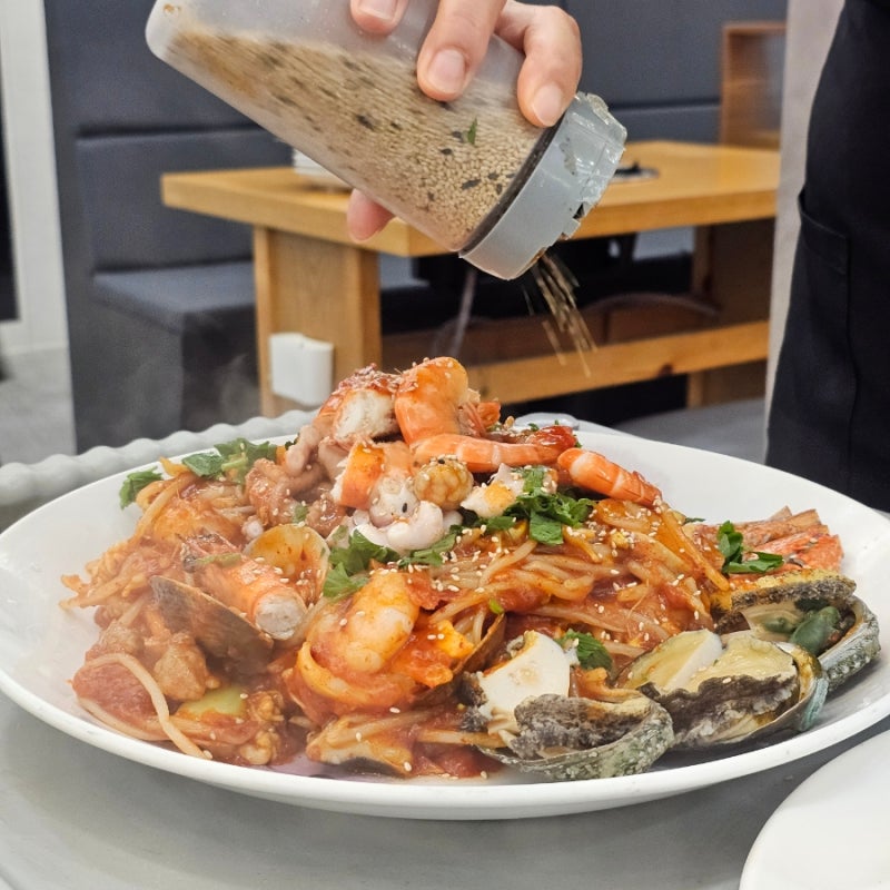 대구 들안길 밥집 해물탕 맛집, 수성구 황금동 울릉도식 해물찜 전문점