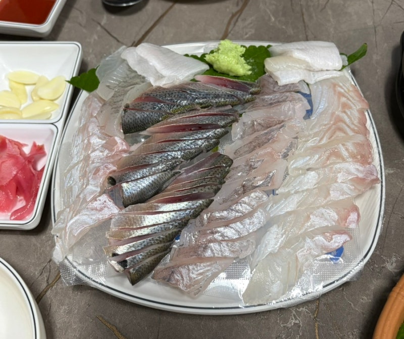 대구 해안역 횟집 추천 두놈 회 센타 전어 맛집