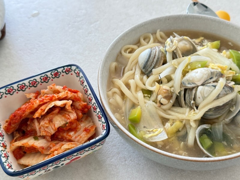 [집밥] 간단 요리 동죽 칼국수 레시피 - 동죽 해감하는 방법 공유