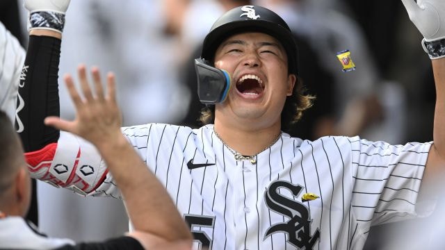 무라카미, 30홈런 폭발! 팀 내 홈런 경쟁 넘어 우승까지 정조준