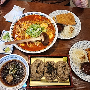 김천혁신 삼동소바 점심먹으로 다녀왔어요.