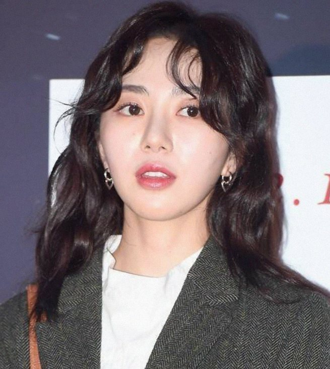 권민아 친언니 8억 횡령 주장, 가족 갈등의 진실은?