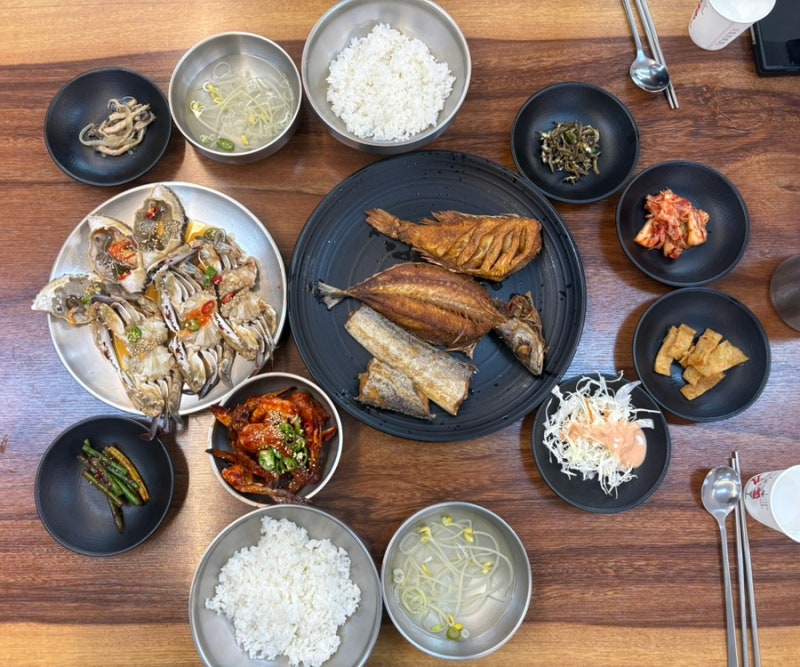 기장 일광해수욕장 '남도밥상' 암꽃게장백반과 생선구이를 함께 즐긴 백반 맛집 추천