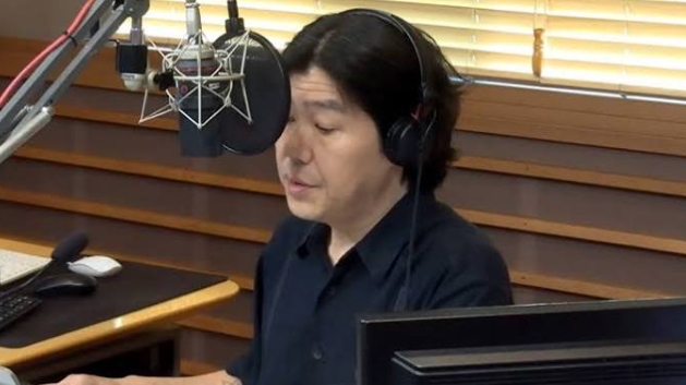 <b>이상순</b>이 갑자기 사라졌다… 이효리는 왜 축하하고 있지?