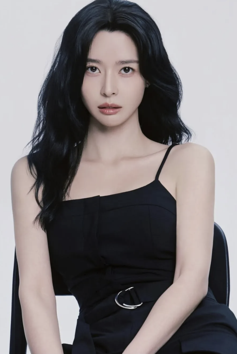 이태원클라쓰의 그녀! 배우 권나라 프로필 총정리 나이 소속사 출연작 근황