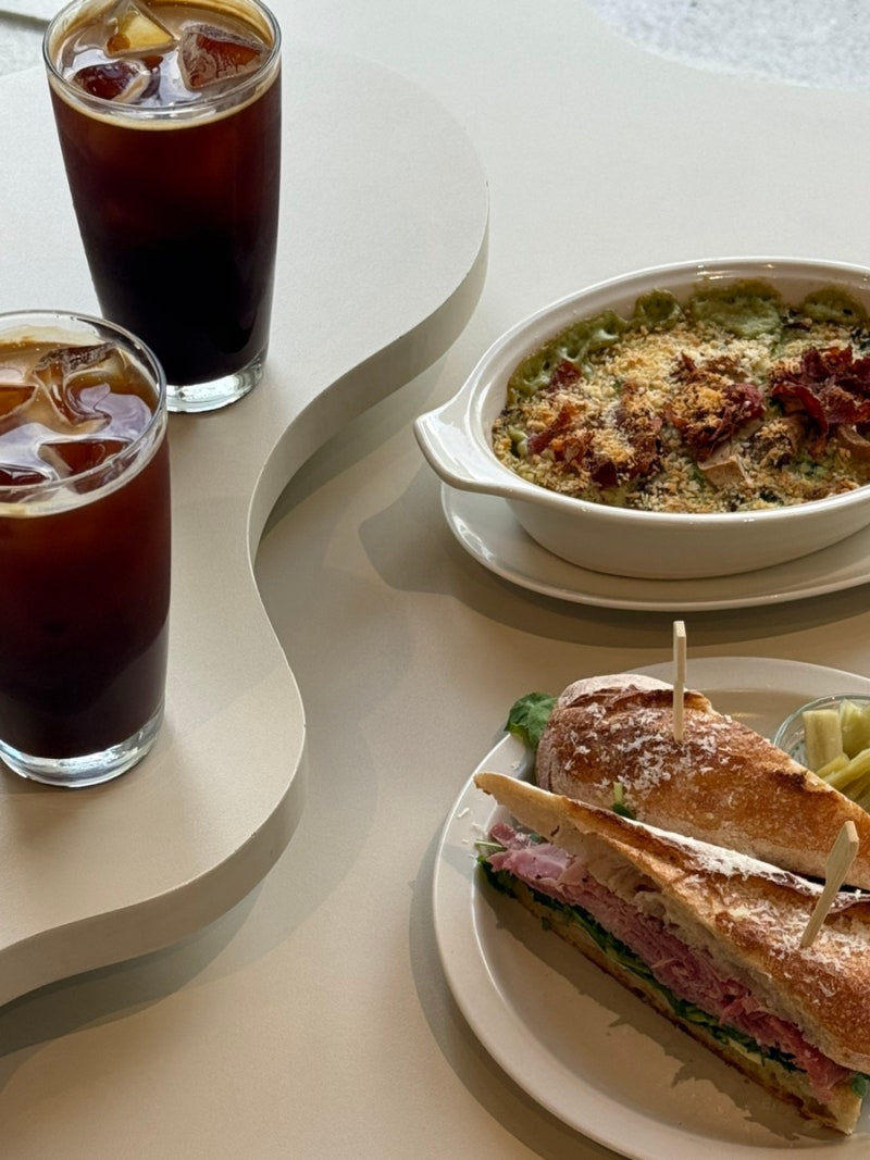 [대구] 대구브런치카페 ‘페이스포포’ 대구수성구카페 대구대형카페 고모동카페 잠봉....