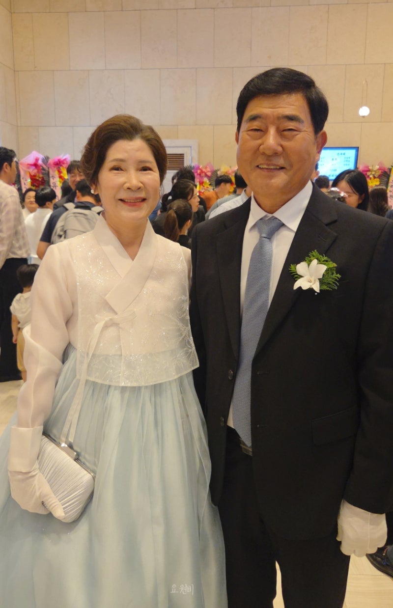 광주 글로리아 웨딩홀 남동생 결혼식 후기 3층 비스타홀 가족 하객룩, 축의금 접수 혼주 할일