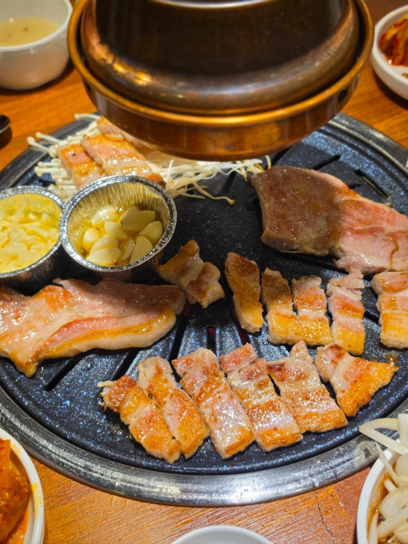 [서울/공릉동] 노원 가성비 무한리필 고기뷔페 '고기싸롱 공릉점'