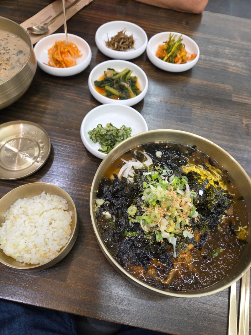 초량동 1972년 초량묵집 50년 전통 묵밥집