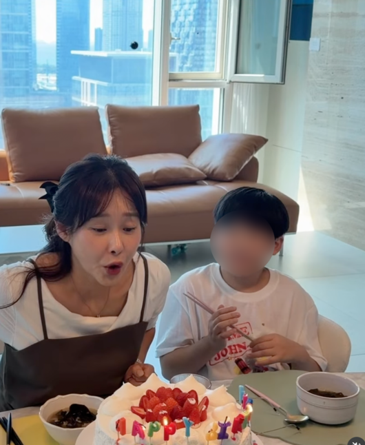 현영, 남편이 차려준 생일상에 "평화로운 생일 주일"…결혼 13년차 부부의 진짜 이야기