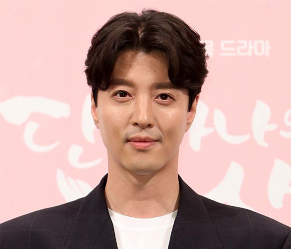 이동건 제주 카페 1년 만에 폐업! 이동건 조윤희 결혼부터 이혼까지 스토리 및 이숙캠 근황까....