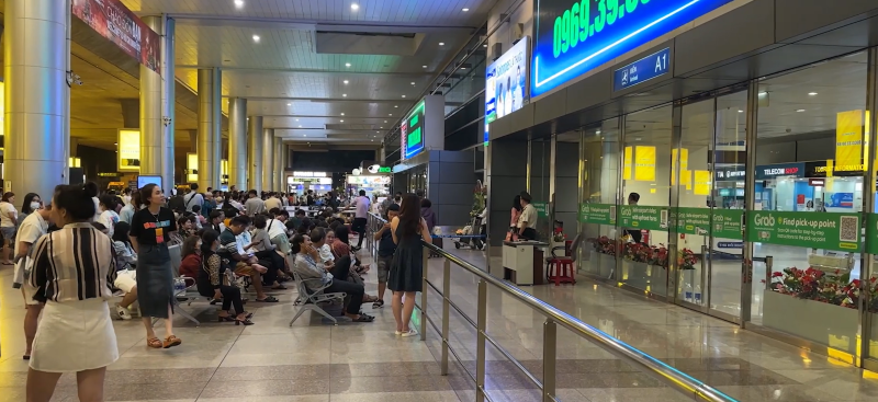 호치민 공항 그랩 타는 법｜떤선녓공항 픽업 위치부터 1군 이동까지