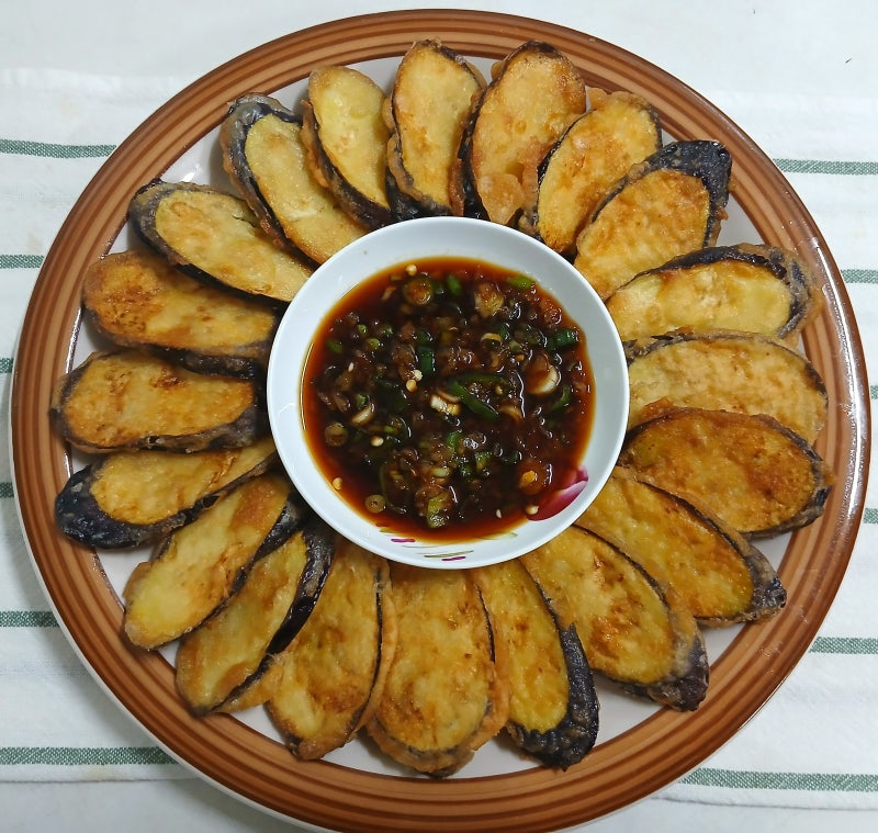 류수영 가지전 만들기 레시피 바삭바삭 식감 좋은 가지 요리 편스토랑 가지전 맛있게 만드는....