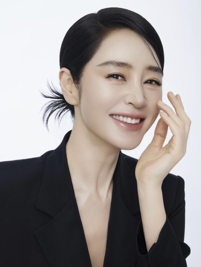 김혜수 나이 고향 키 본명 학력 소속사 프로필, 결혼 남편 유해진 근황 지금 불륜