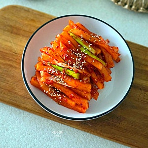 보쌈무김치 만들기 보쌈 무생채 만드는법 무무침 레시피