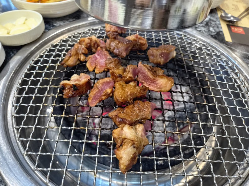 율동공원 맛집 홍천화로구이 분당점 맛도 분위기도 좋아