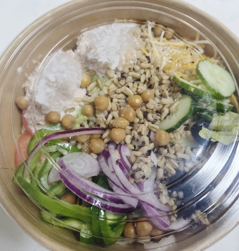 서브웨이 참치 아보카도 그레인 샐러드 썹픽 랜치 스위트 어니언 가격 칼로리