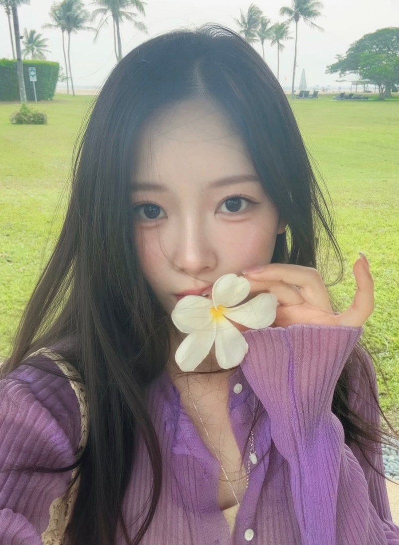 이솔이 박성광 이혼설 전말, "지우고 싶은 과거" 해명하고 휴양지 근황 사진