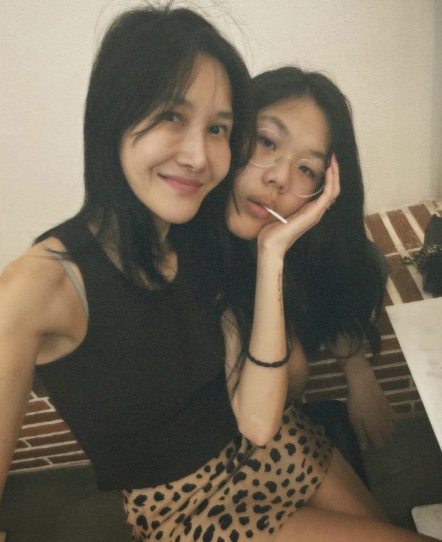 13살에 178cm? 엄태웅 딸, 성악까지…“이런 유전자는 진짜 불법”