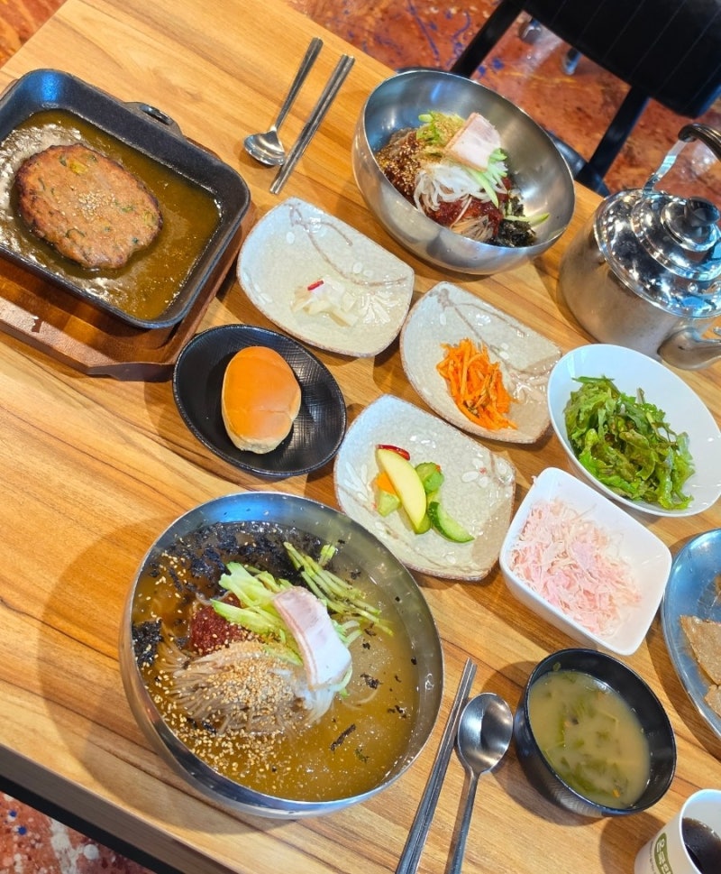 포천아트밸리 맛집 명이몽 떡갈비 막국수 세트 꿀조합으로 점심 먹방했어요