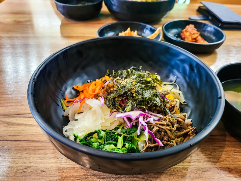 통도사 맛집 한송정, 고즈넉한 무풍한송로 둘레길 걷고 즐기는 깔끔한 산채비빔밥