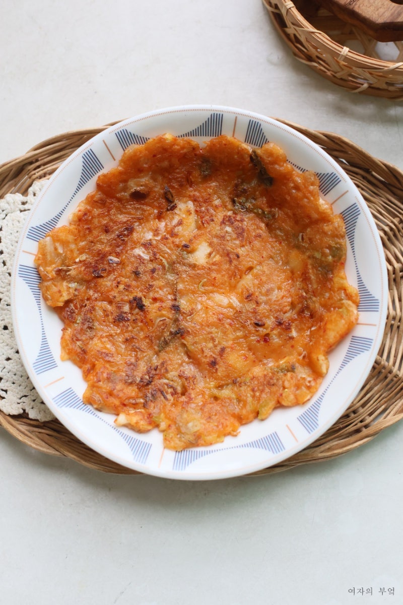 김치전 레시피 00넣고 바삭하게 만드는법