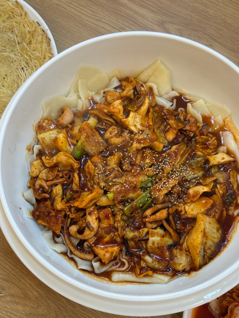 낙산맛집 양양칼제비 양양본점ㅣ낙산사 근처 오션뷰 식당 이장우 PICK 양쫀칼세트 후기