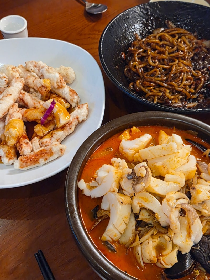 종각 맛집 태양 종각점｜갑오징어 한 마리가 통째로 들어간 짬뽕과 바삭한 탕수육 솔직후기