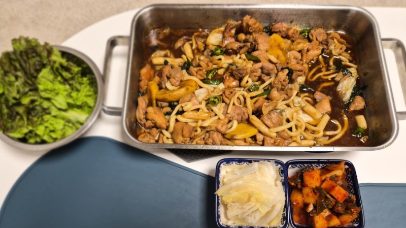 아이도 같이 먹을 수 있는 간장닭갈비 레시피