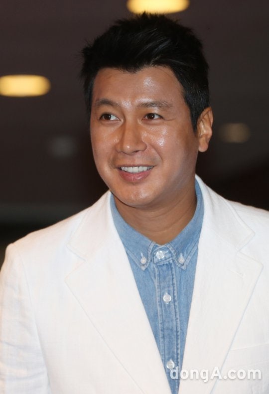 배우 김승현, 6년째 섭외 뚝 끊기더니 호텔서 포착된 근황에 다들 깜짝