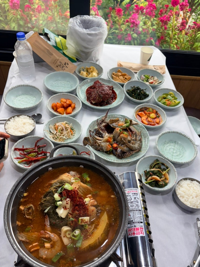 태안 안면도 맛집 백년가게 딴뚝통나무집식당 ♡ 게국지 간장게장 양념게장 까지 존맛